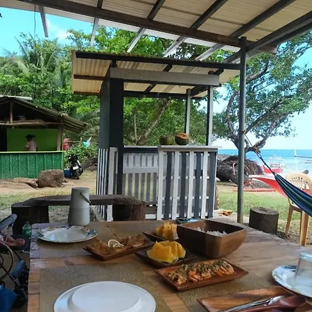 Tupi'S Beachfront Minihouse Bacungan Exterior photo
