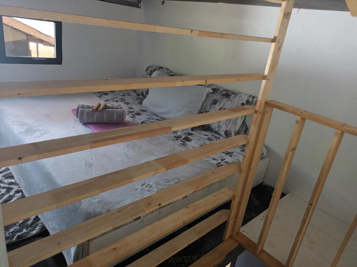 Holiday home Tupi's Beachfront Minihouse Bacungan